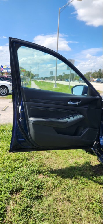 2020 Nissan Altima Image 6