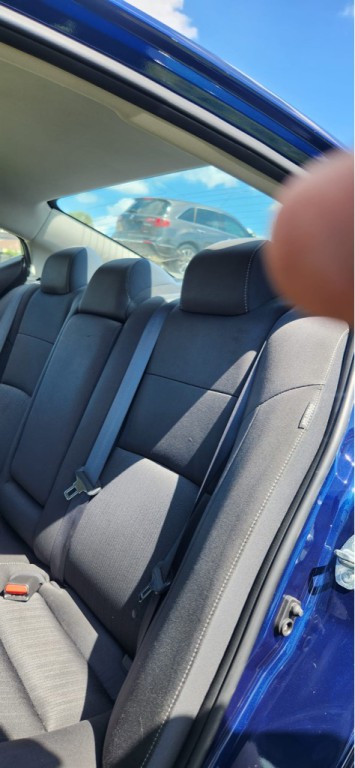 2020 Nissan Altima Image 14