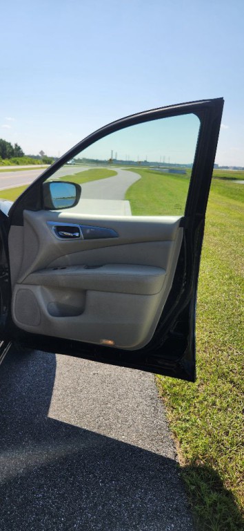 2019 Nissan Pathfinder Image 18