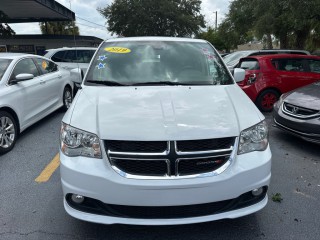 Image for 2019 Dodge Grand Caravan SXT ID: 7597624