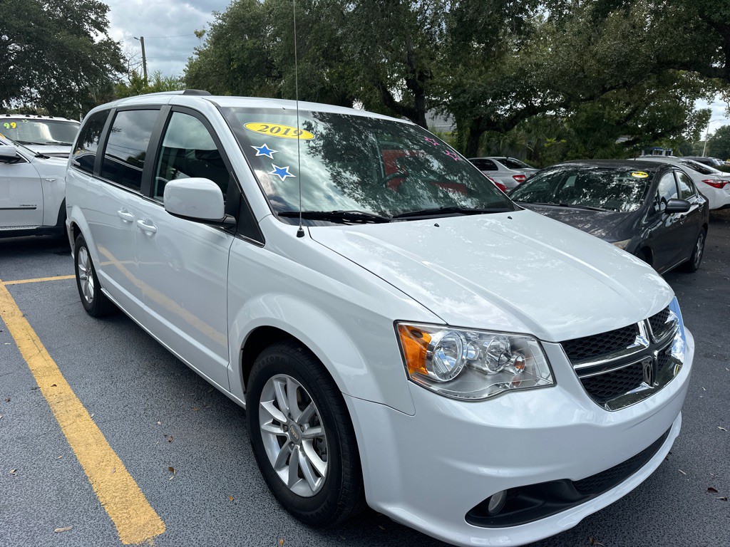 2019 Dodge Grand Caravan Image 2