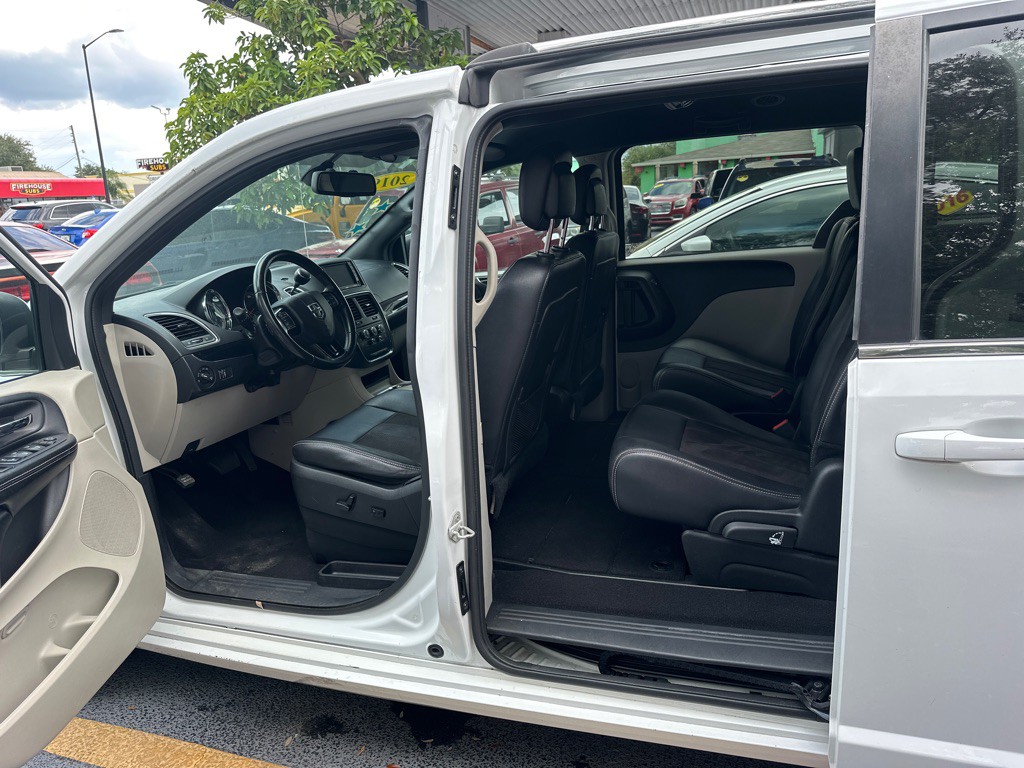 2019 Dodge Grand Caravan Image 9