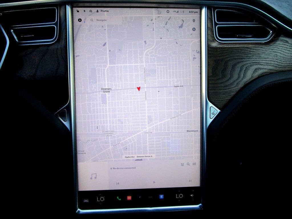 2017 Tesla Model S Image 3