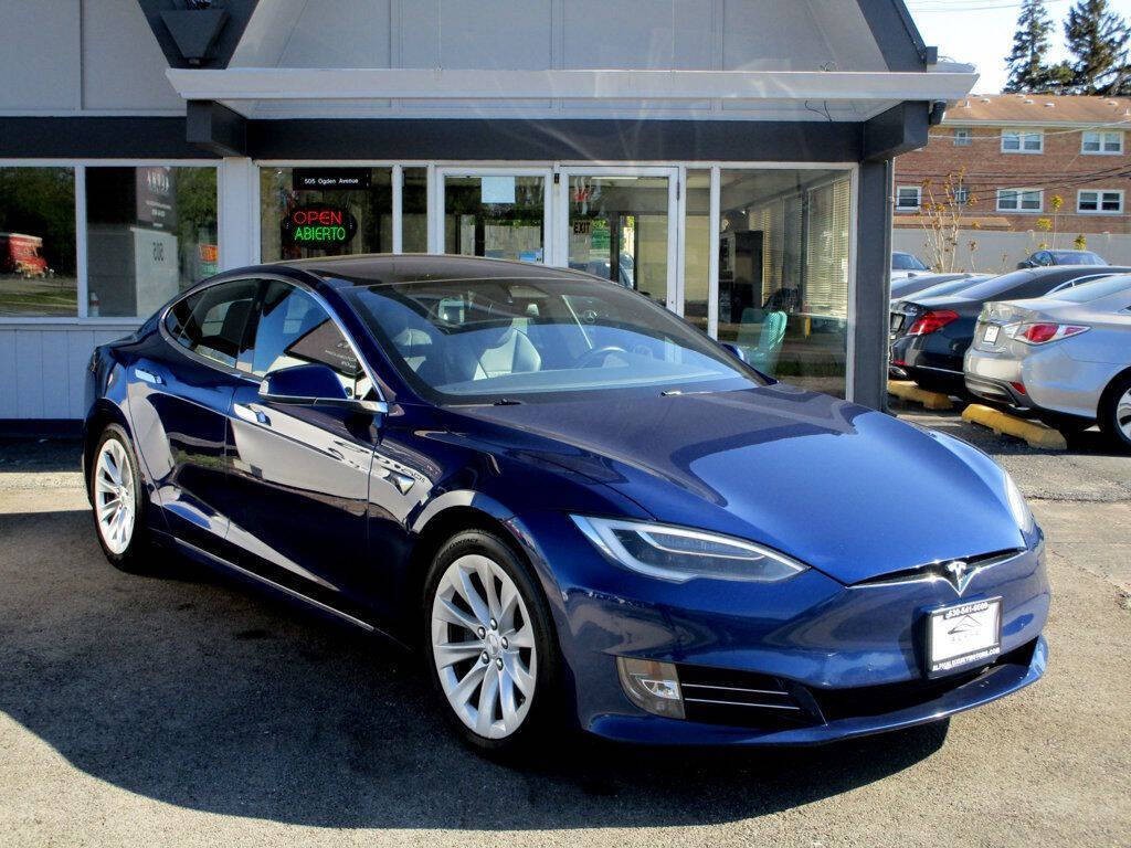 2017 Tesla Model S Image 7