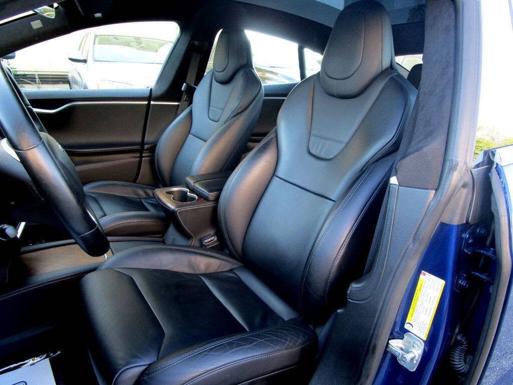 2017 Tesla Model S Image 15