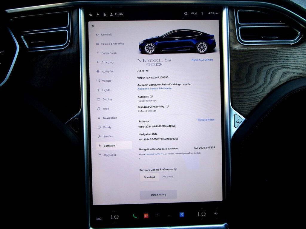 2017 Tesla Model S Image 31