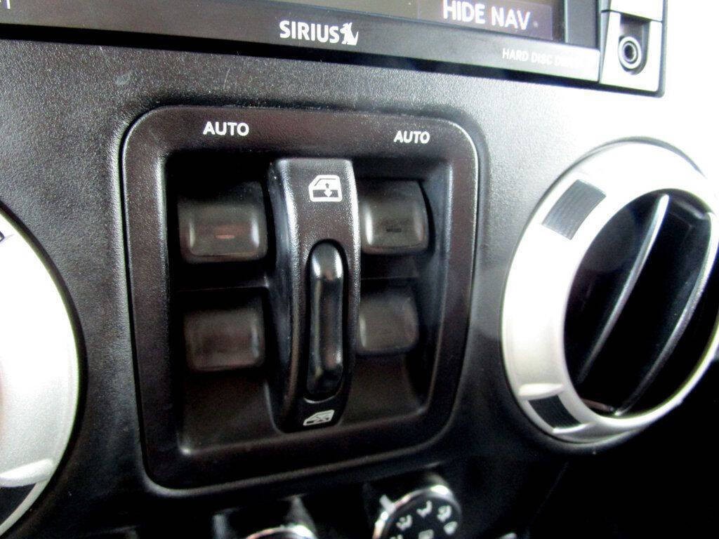 2018 Jeep Wrangler Image 25