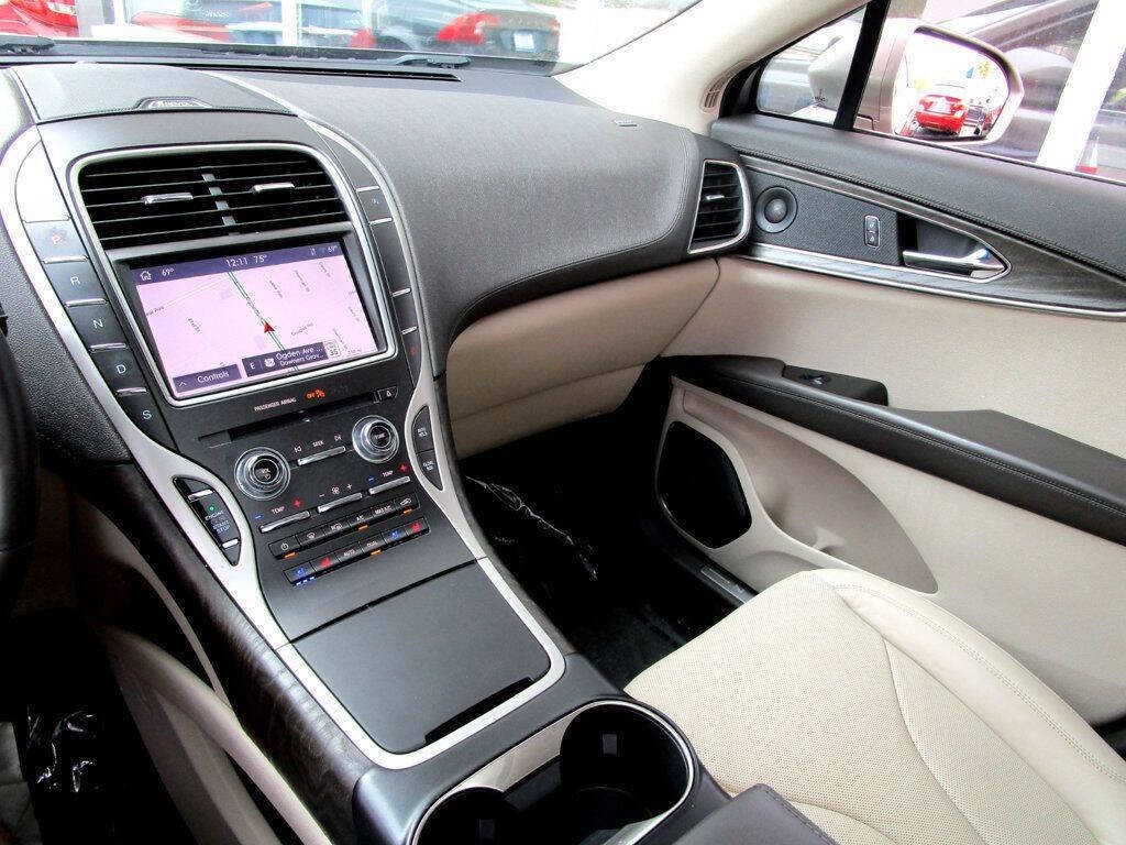 2020 Lincoln Nautilus Image 23