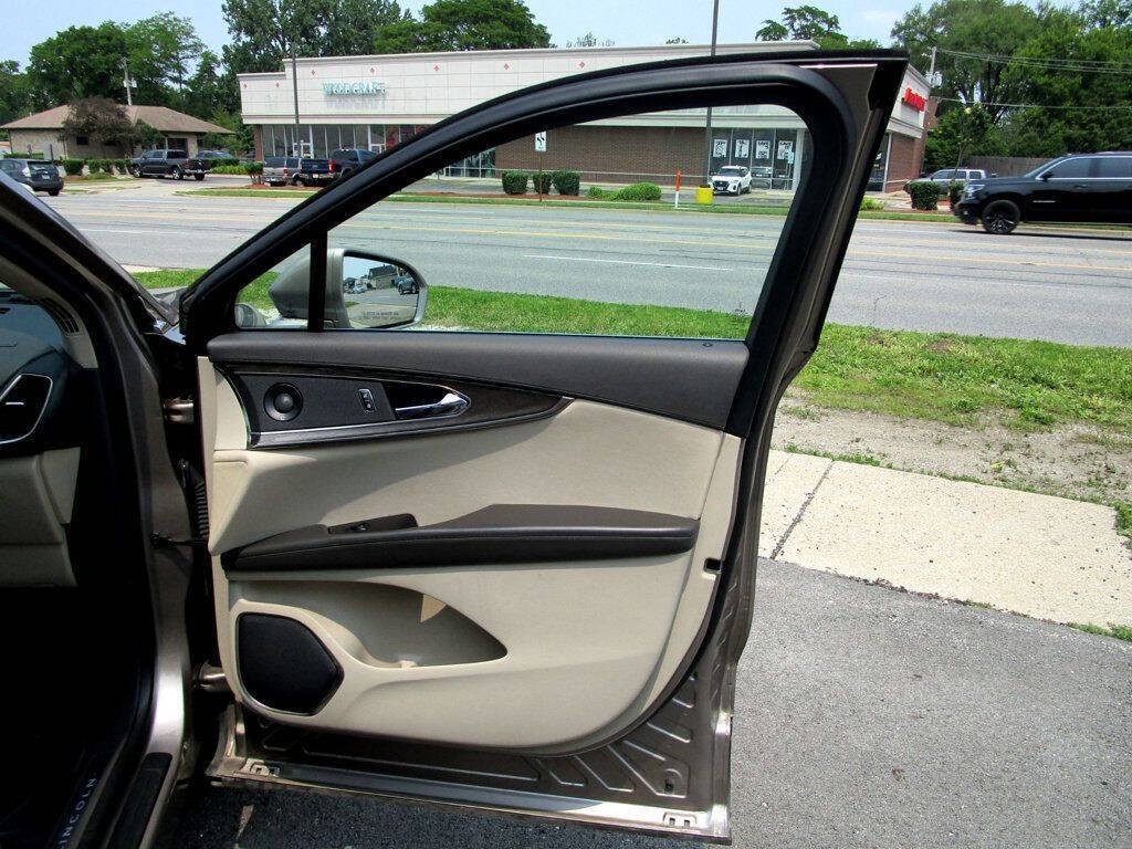 2020 Lincoln Nautilus Image 37