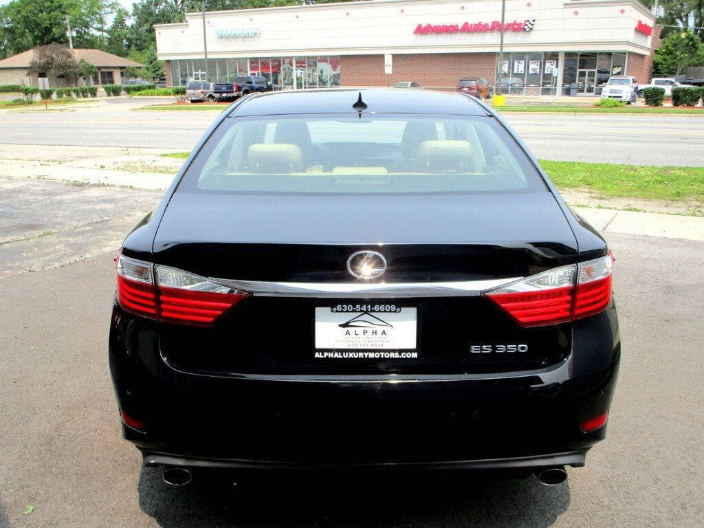 2013 Lexus ES 350 Image 9