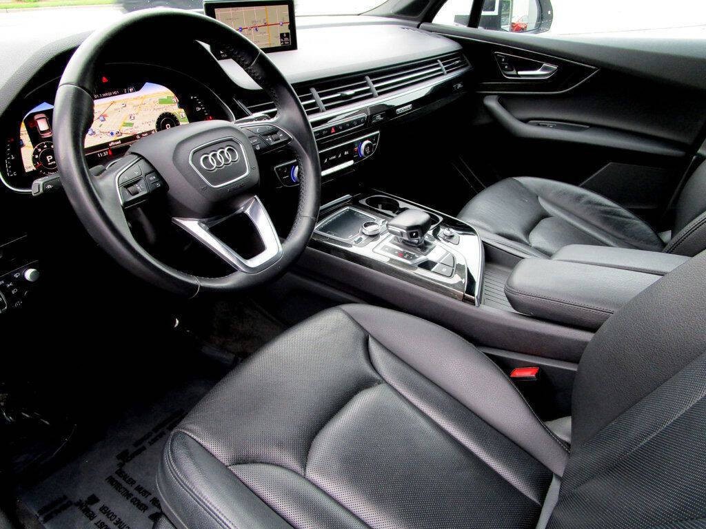 2019 Audi Q7 Image 12