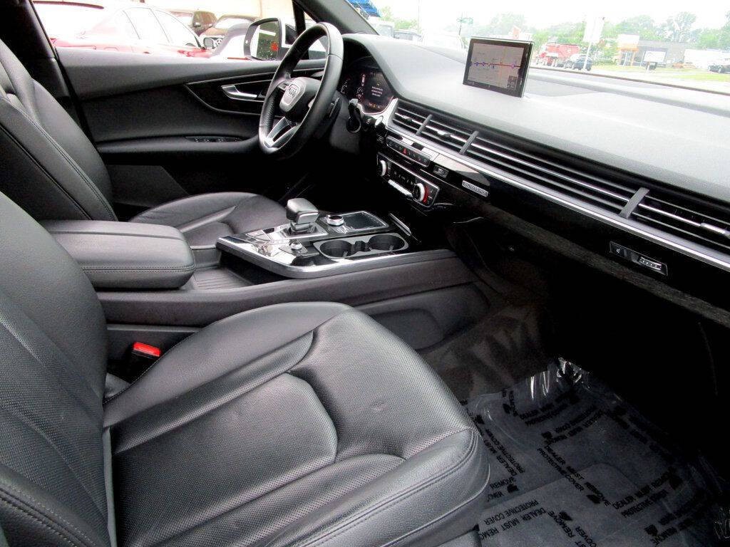 2019 Audi Q7 Image 13