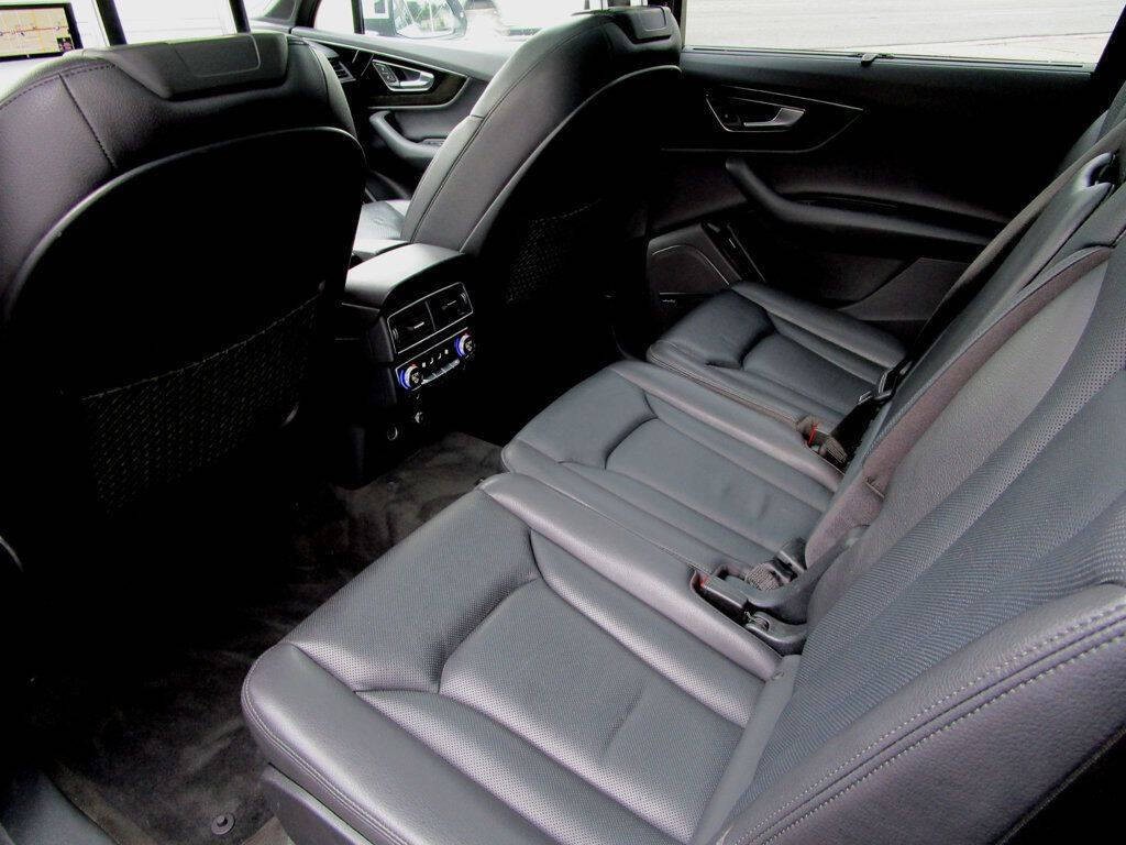 2019 Audi Q7 Image 16