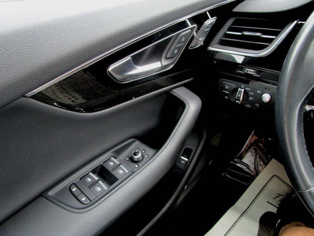 2019 Audi Q7 Image 33
