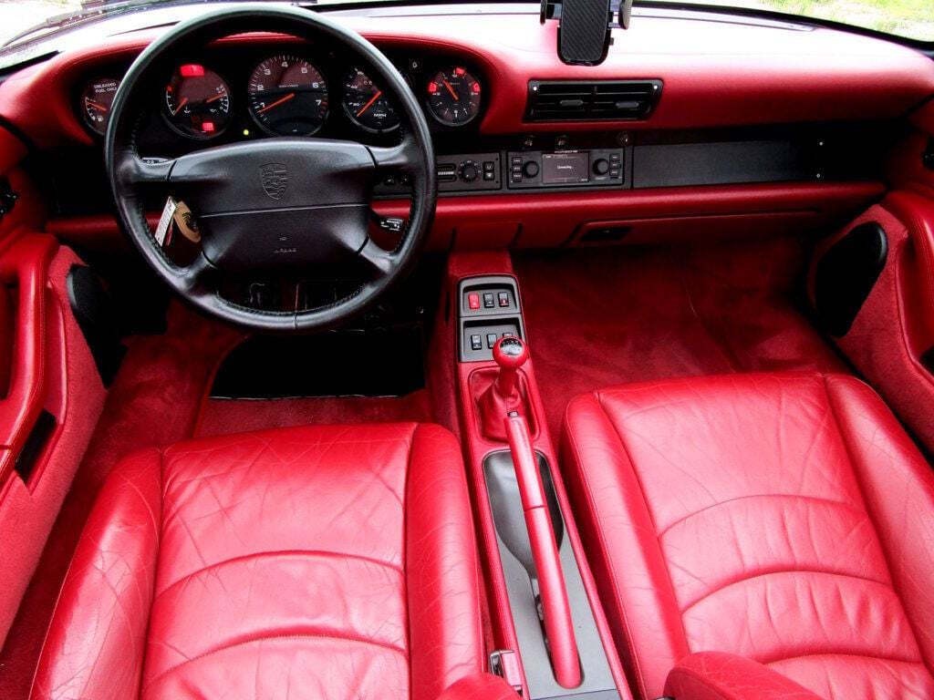 1995 Porsche 911 Image 2