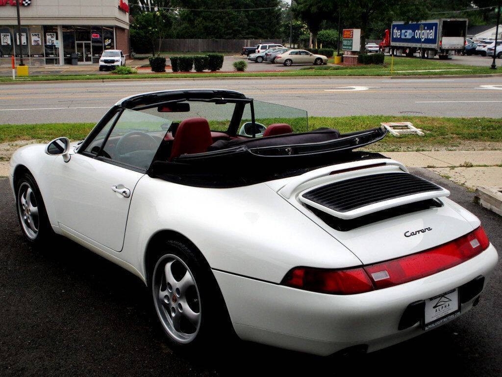 1995 Porsche 911 Image 8