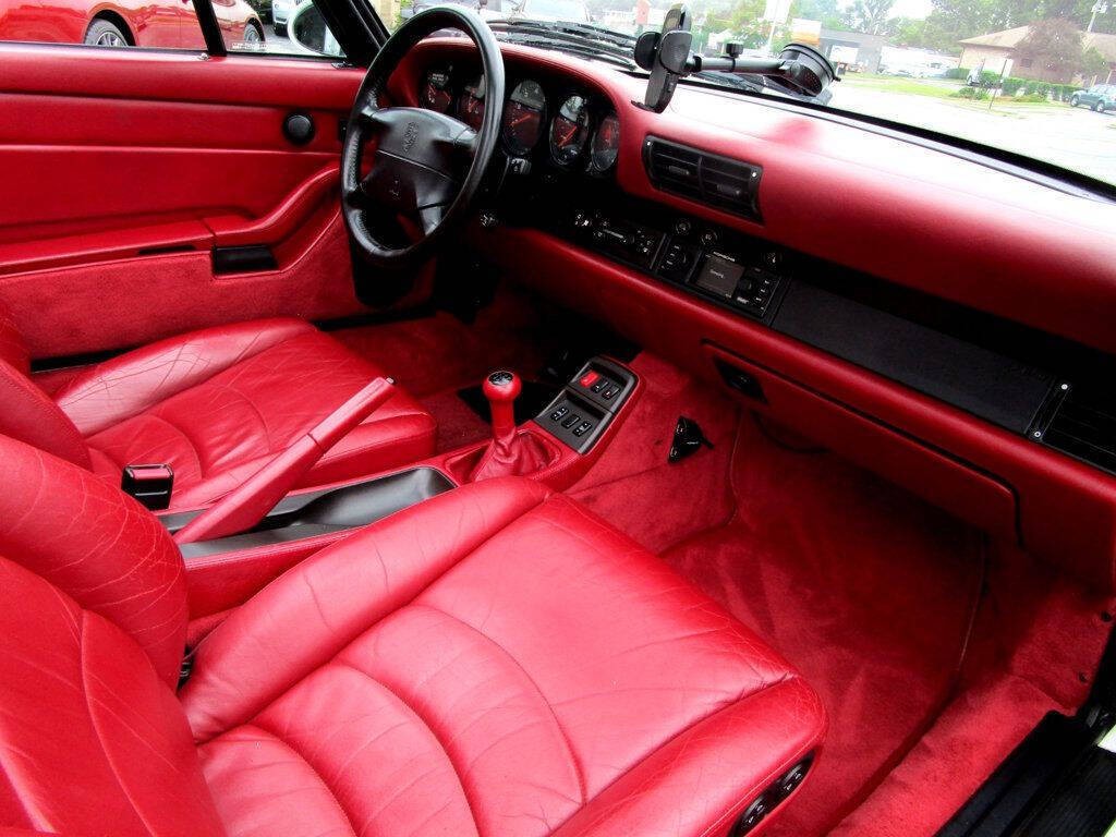 1995 Porsche 911 Image 12