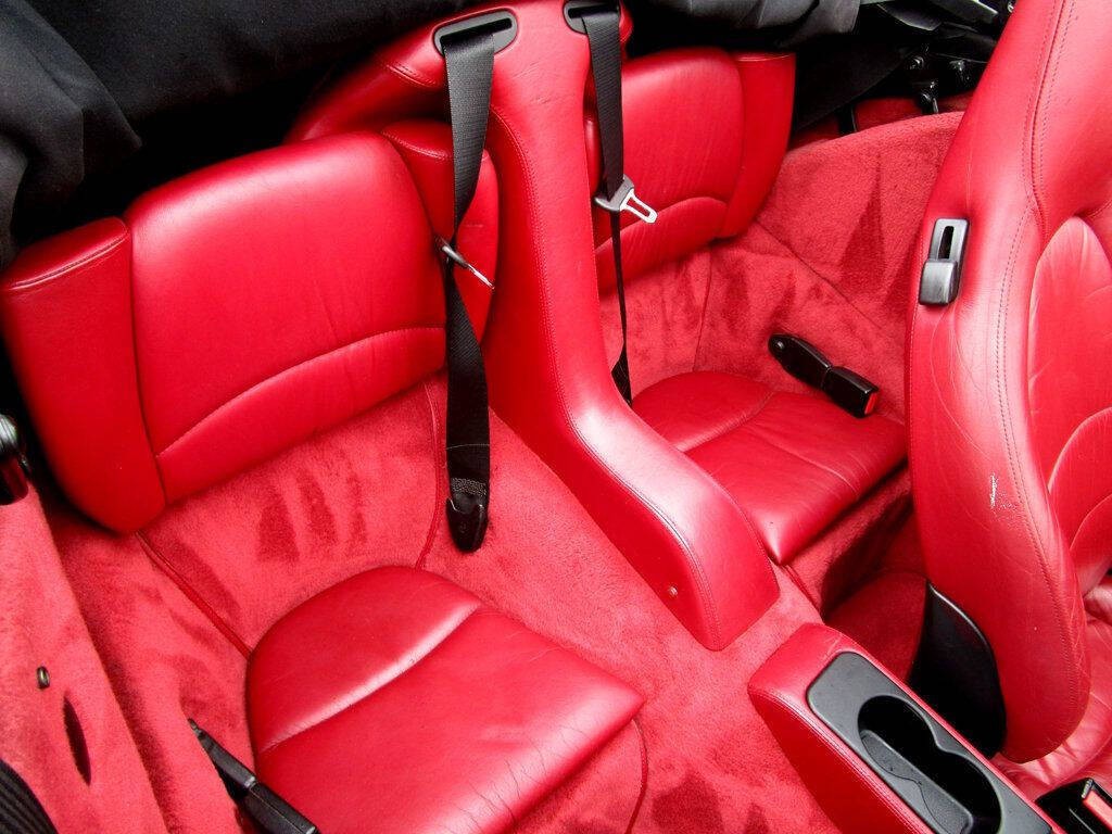 1995 Porsche 911 Image 16