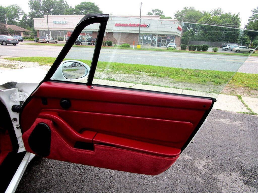 1995 Porsche 911 Image 33