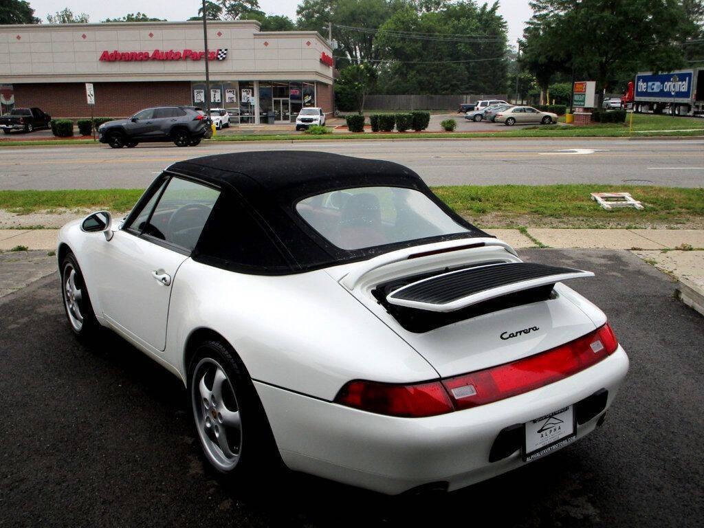 1995 Porsche 911 Image 36