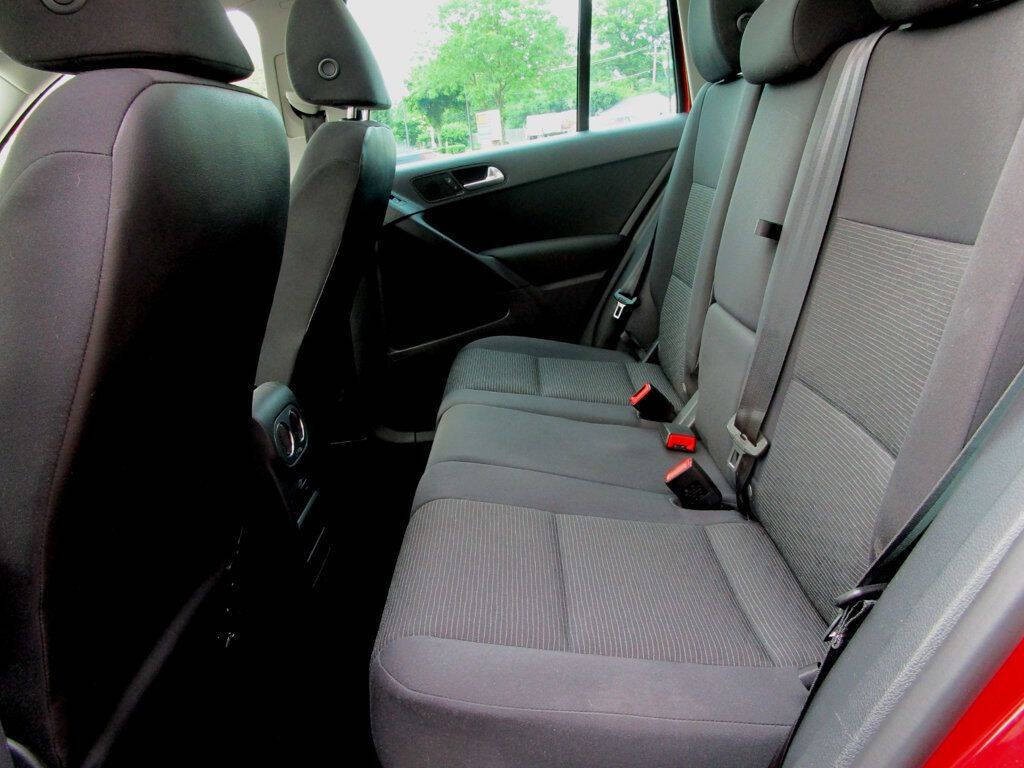 2012 Volkswagen Tiguan Image 14