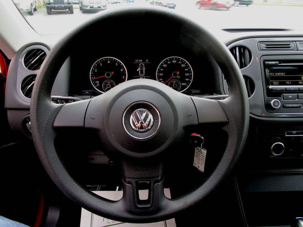 2012 Volkswagen Tiguan Image 17