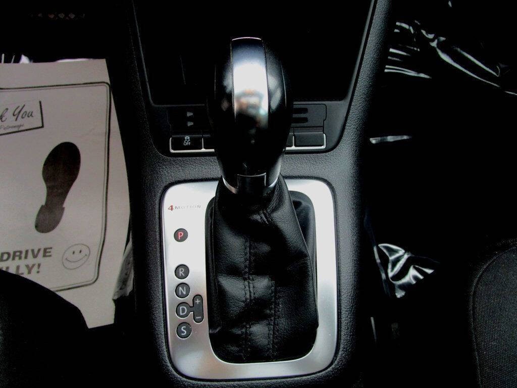 2012 Volkswagen Tiguan Image 18