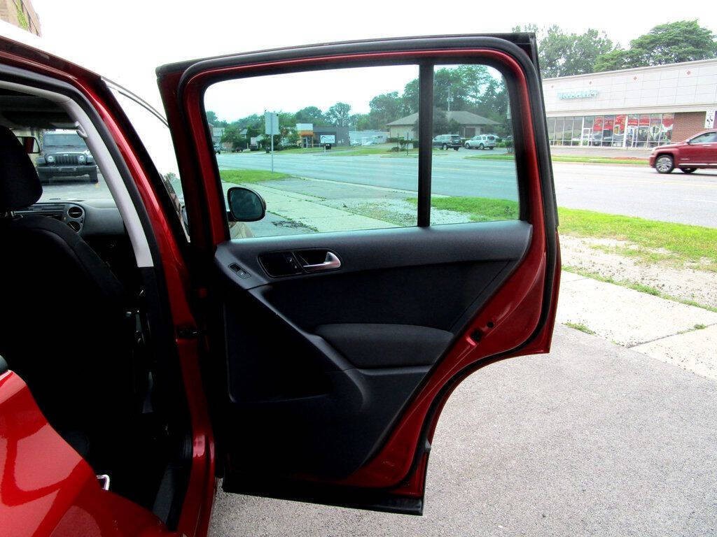 2012 Volkswagen Tiguan Image 29