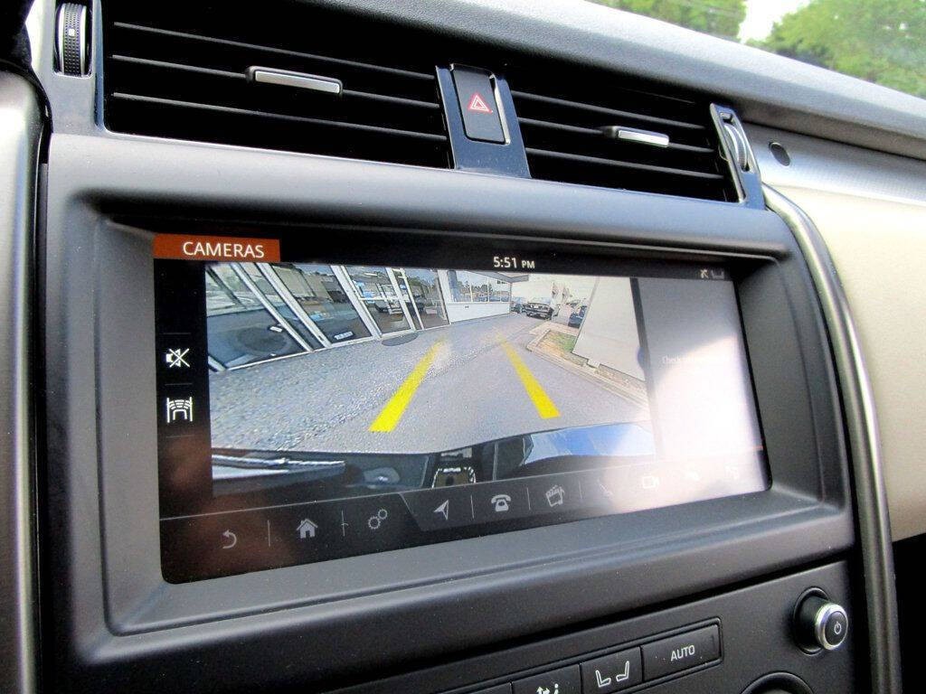 2020 Land Rover Discovery Image 4
