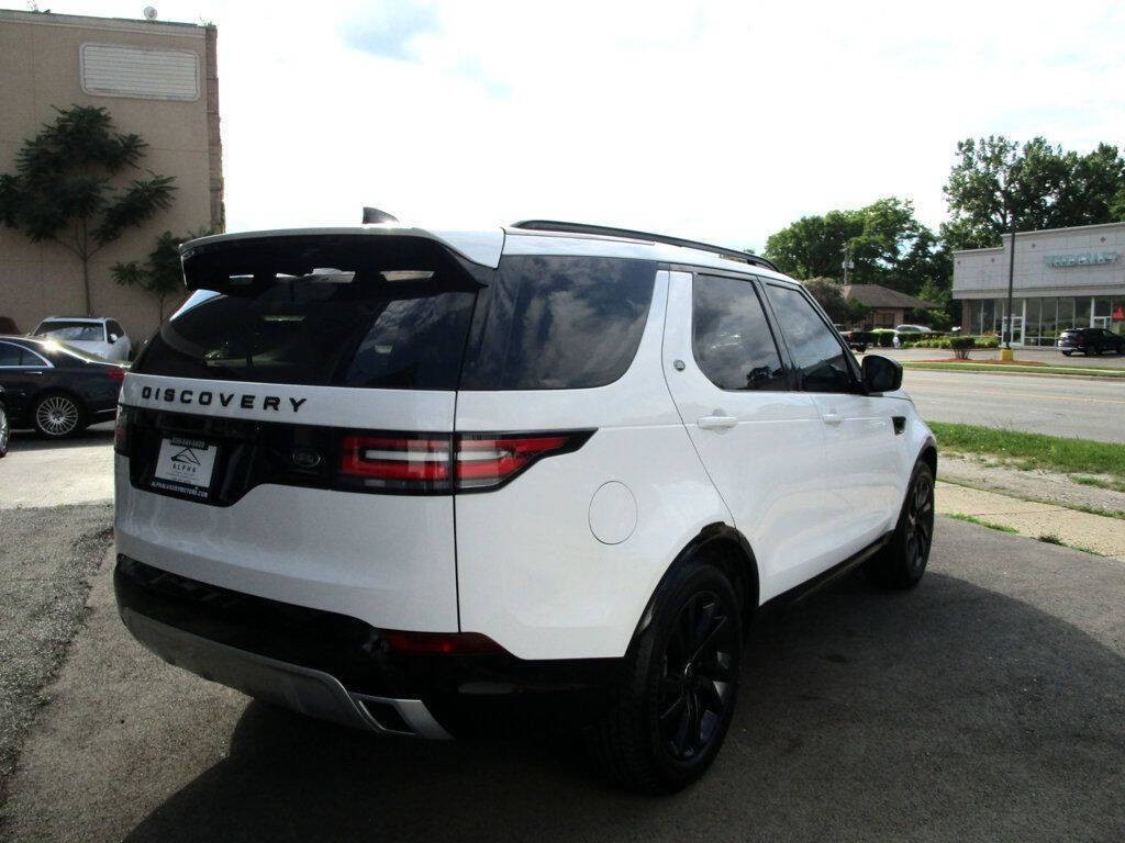 2020 Land Rover Discovery Image 8