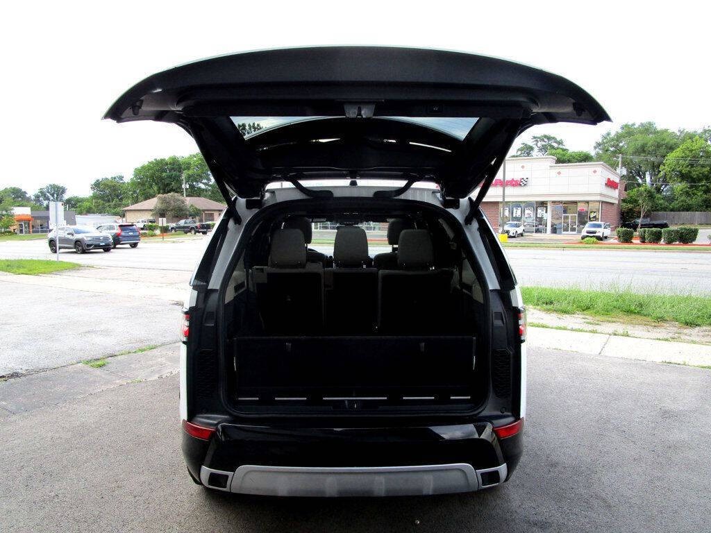2020 Land Rover Discovery Image 37