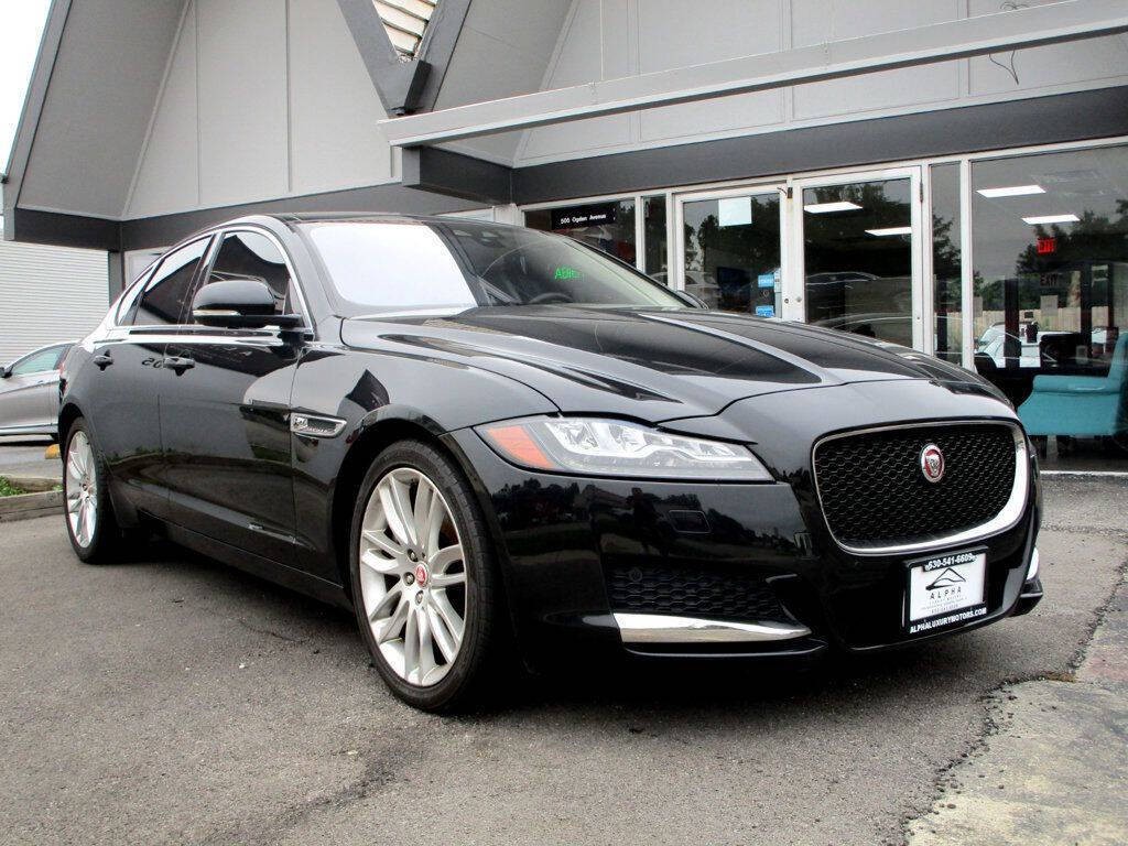 2016 Jaguar XF Image 7