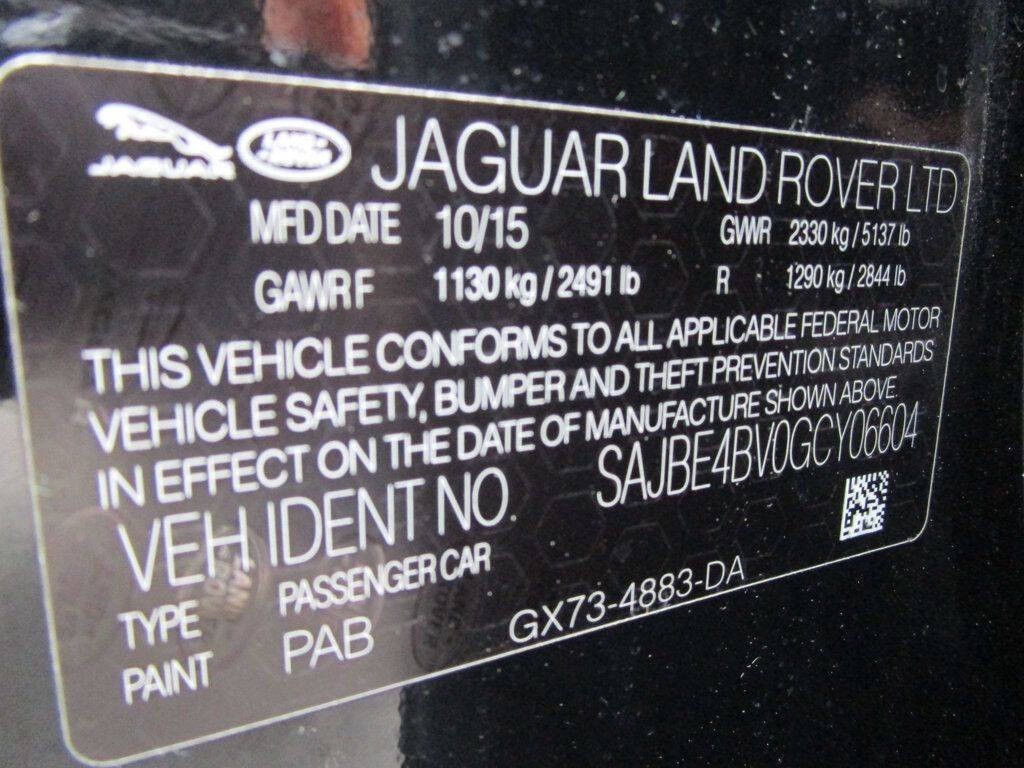 2016 Jaguar XF Image 31