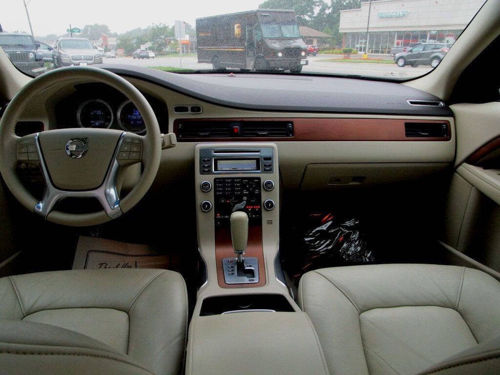 2010 Volvo S80 Image 2