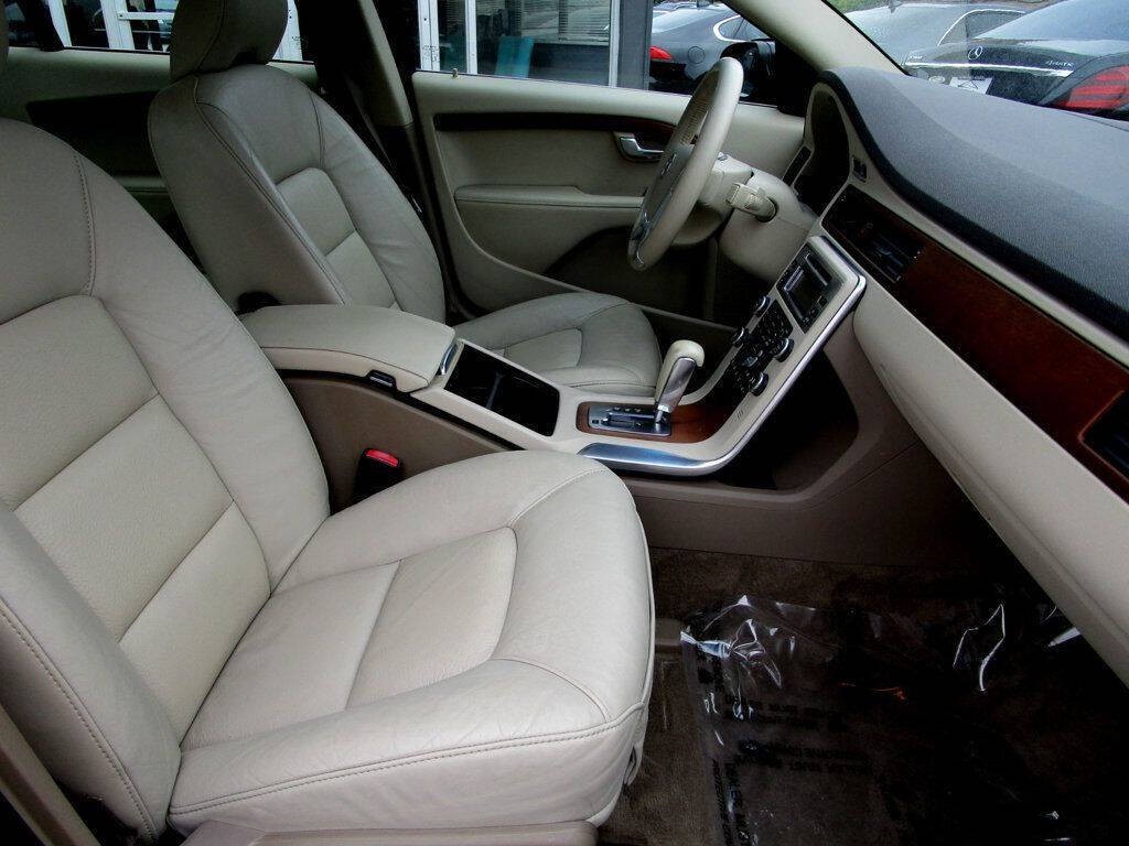2010 Volvo S80 Image 13
