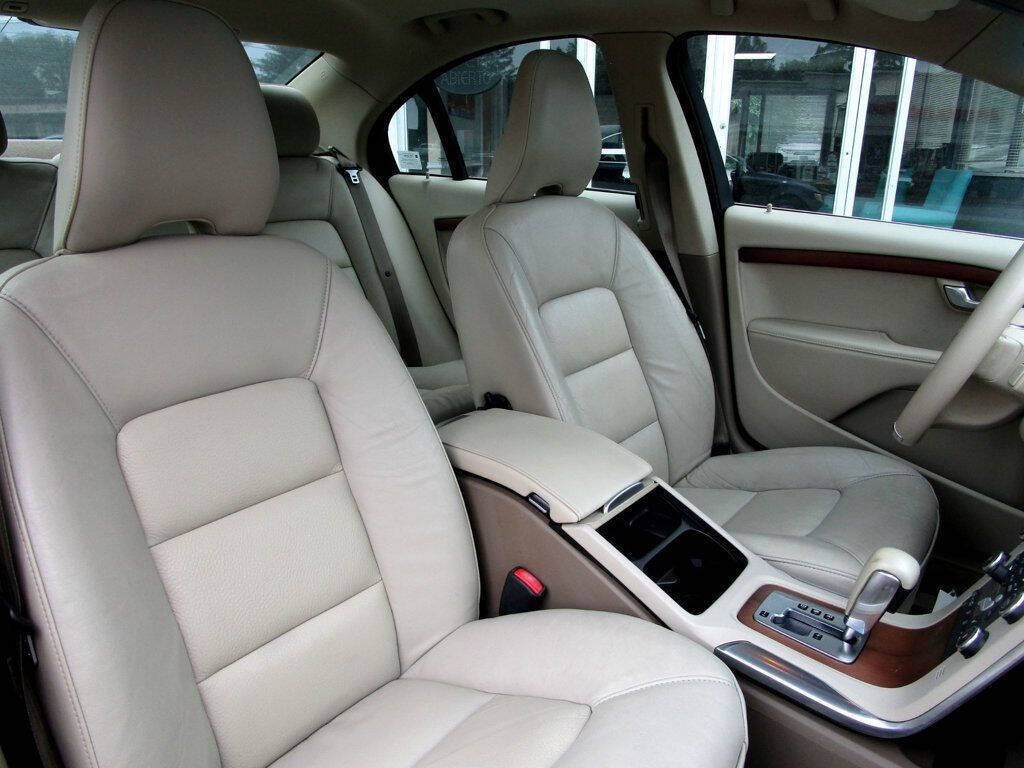 2010 Volvo S80 Image 12