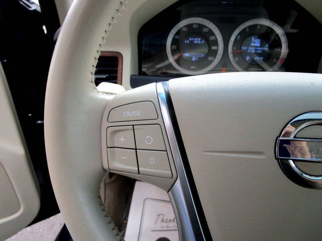 2010 Volvo S80 Image 17