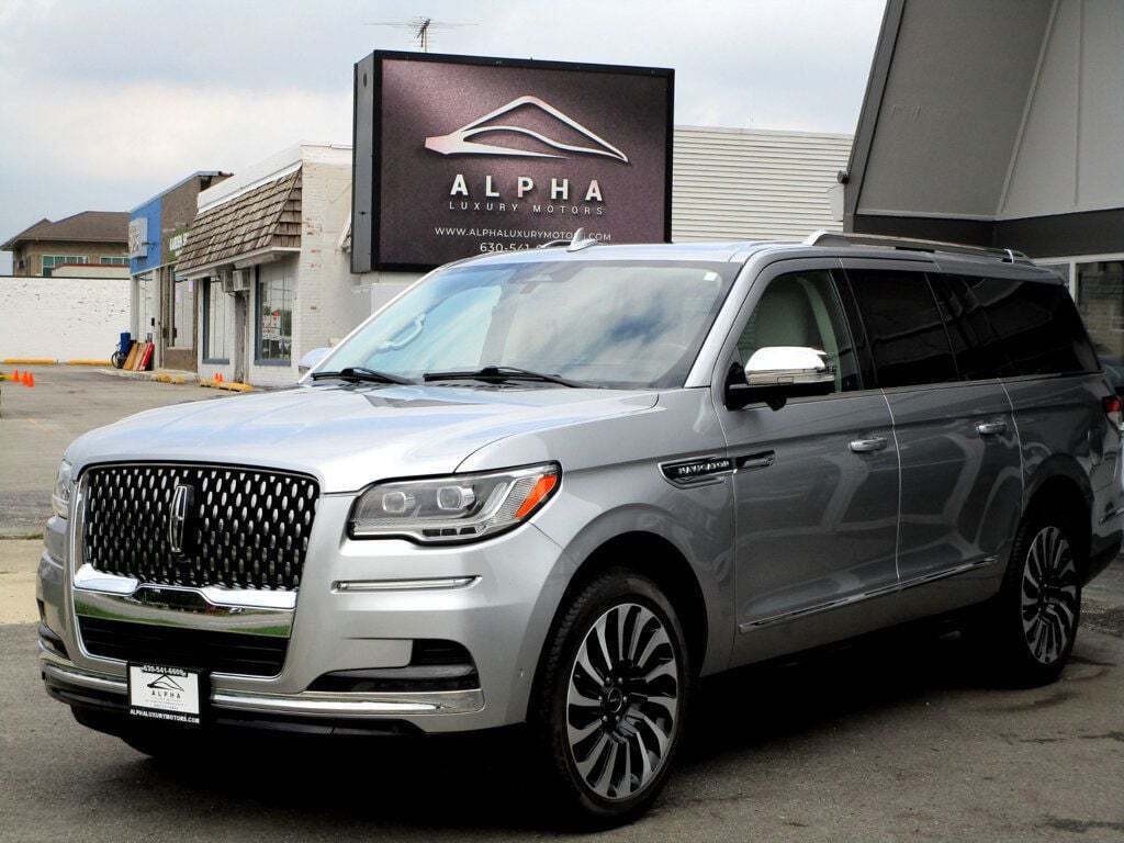 2022 Lincoln Navigator Image 5