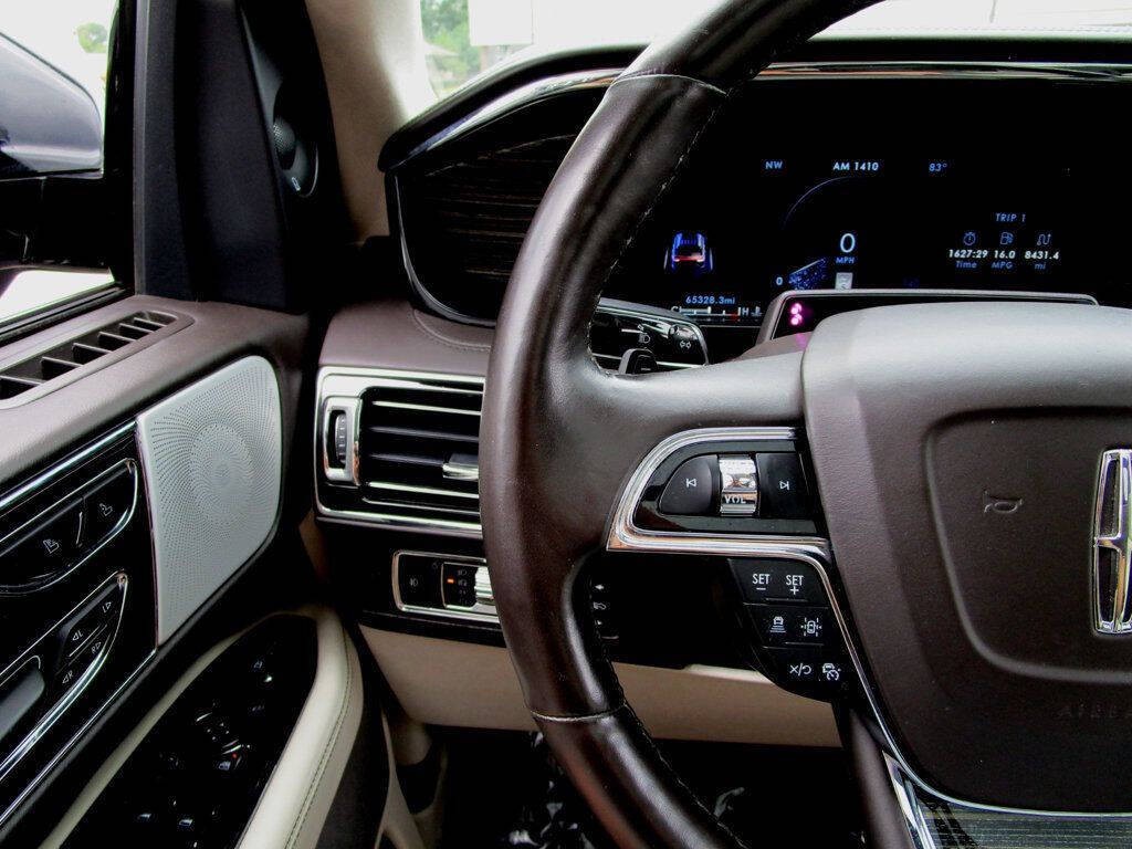 2022 Lincoln Navigator Image 23