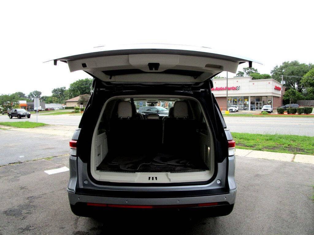2022 Lincoln Navigator Image 51