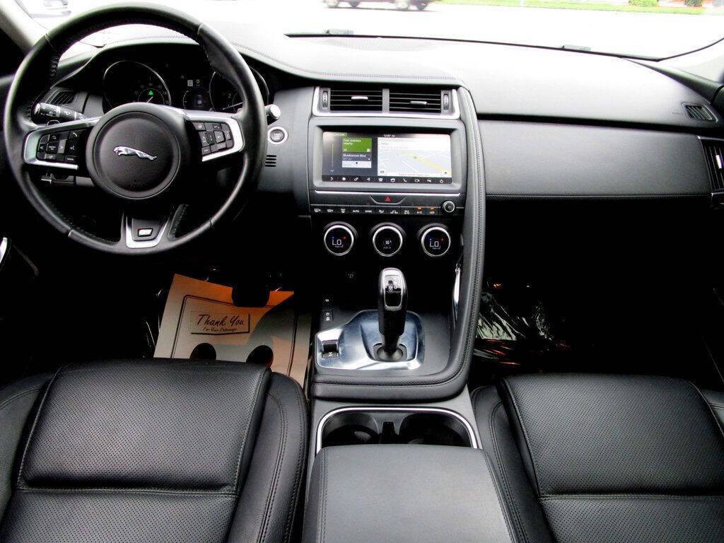 2019 Jaguar E-pace Image 2