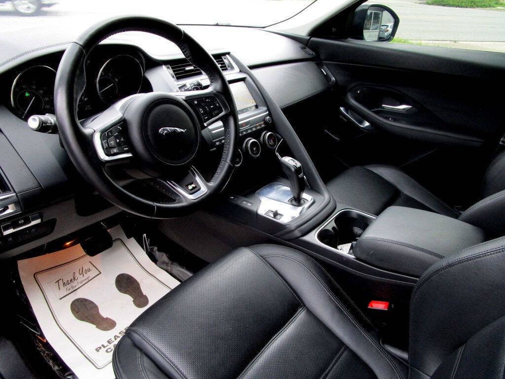 2019 Jaguar E-pace Image 13