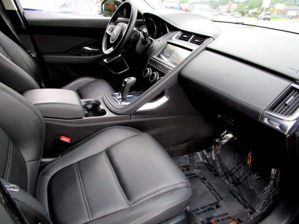 2019 Jaguar E-pace Image 14