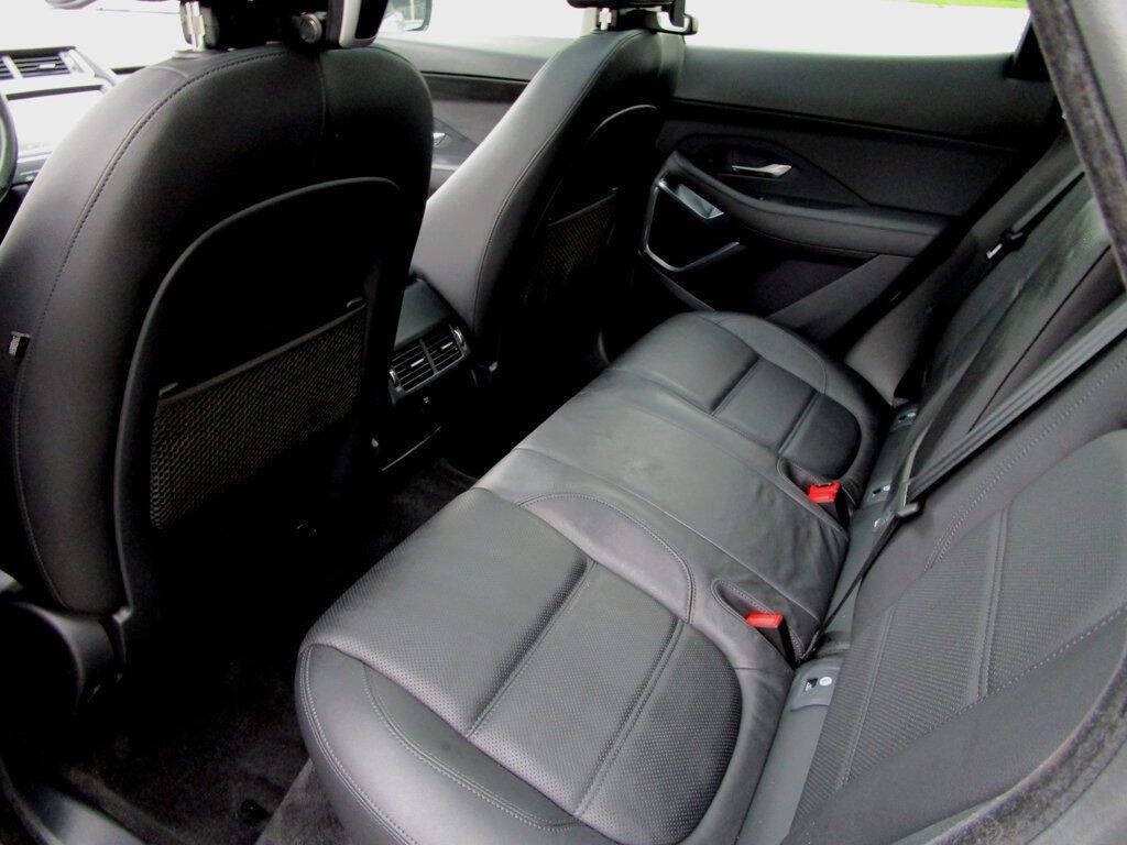 2019 Jaguar E-pace Image 17