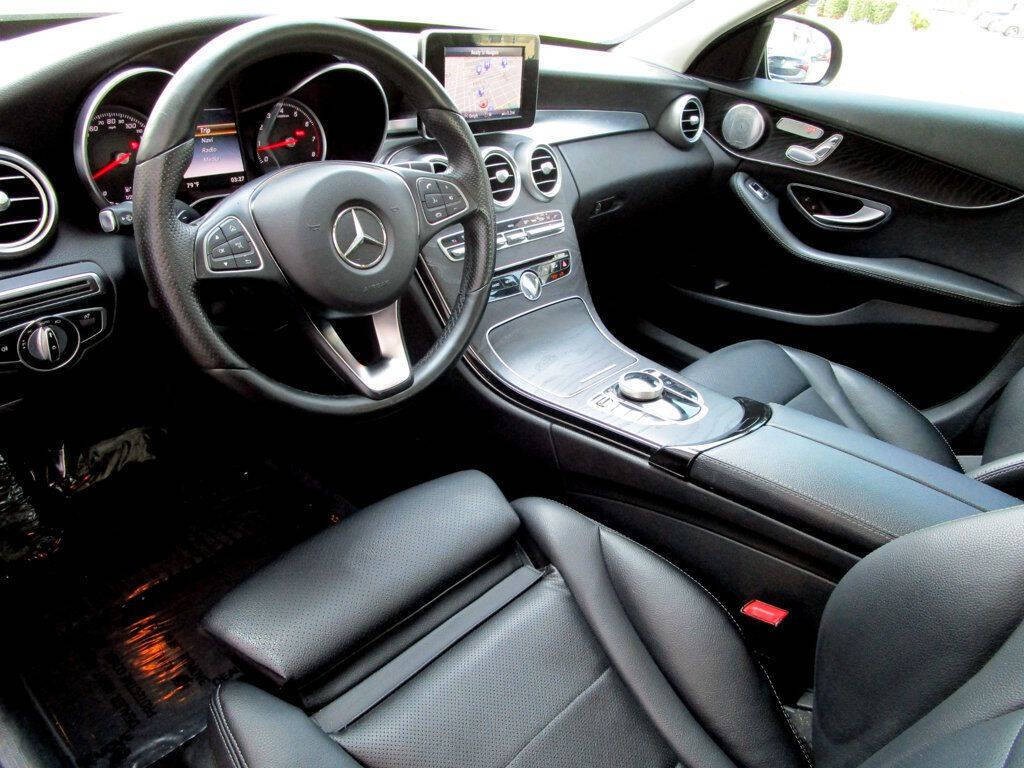 2017 Mercedes-Benz C-Class Image 13