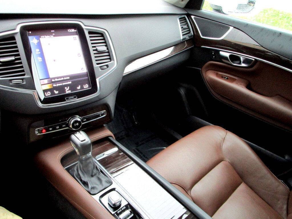 2019 Volvo XC90 Image 25