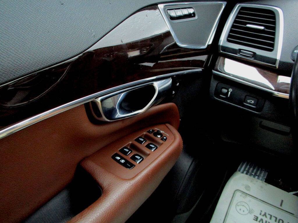 2019 Volvo XC90 Image 32