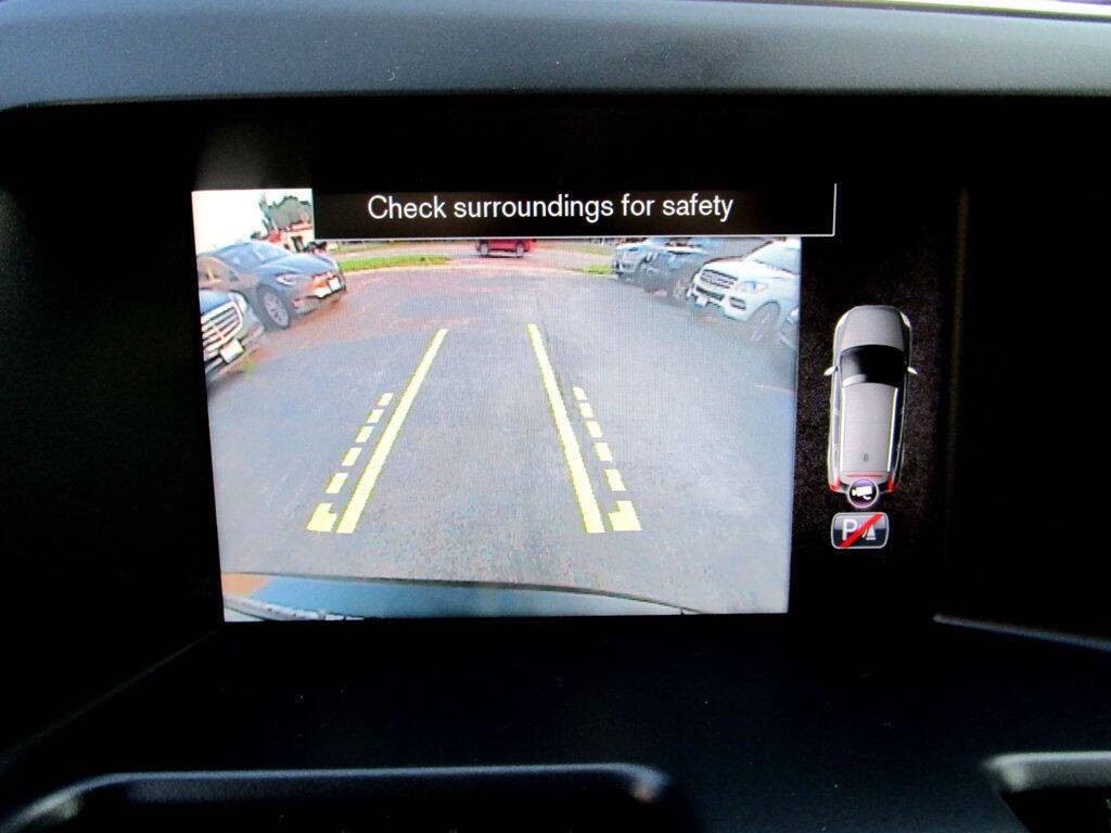 2015 Volvo XC60 Image 3