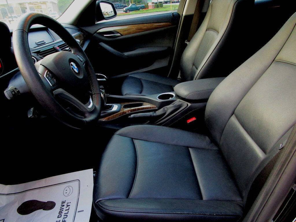 2013 BMW X1 Image 11