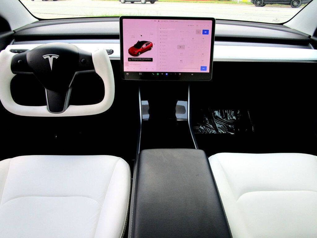 2019 Tesla Model 3 Image 2